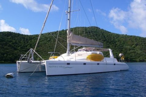 2000 Voyage Yachts 430 Charter version w/ business available
