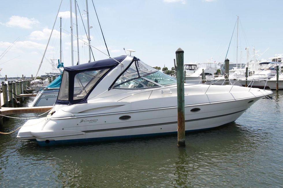 cruisers yachts 340 express for sale