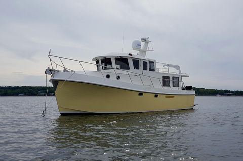 2016 American Tug 435