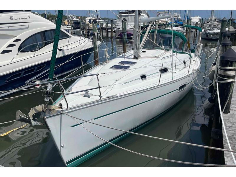 Judy | 2004 Beneteau 361